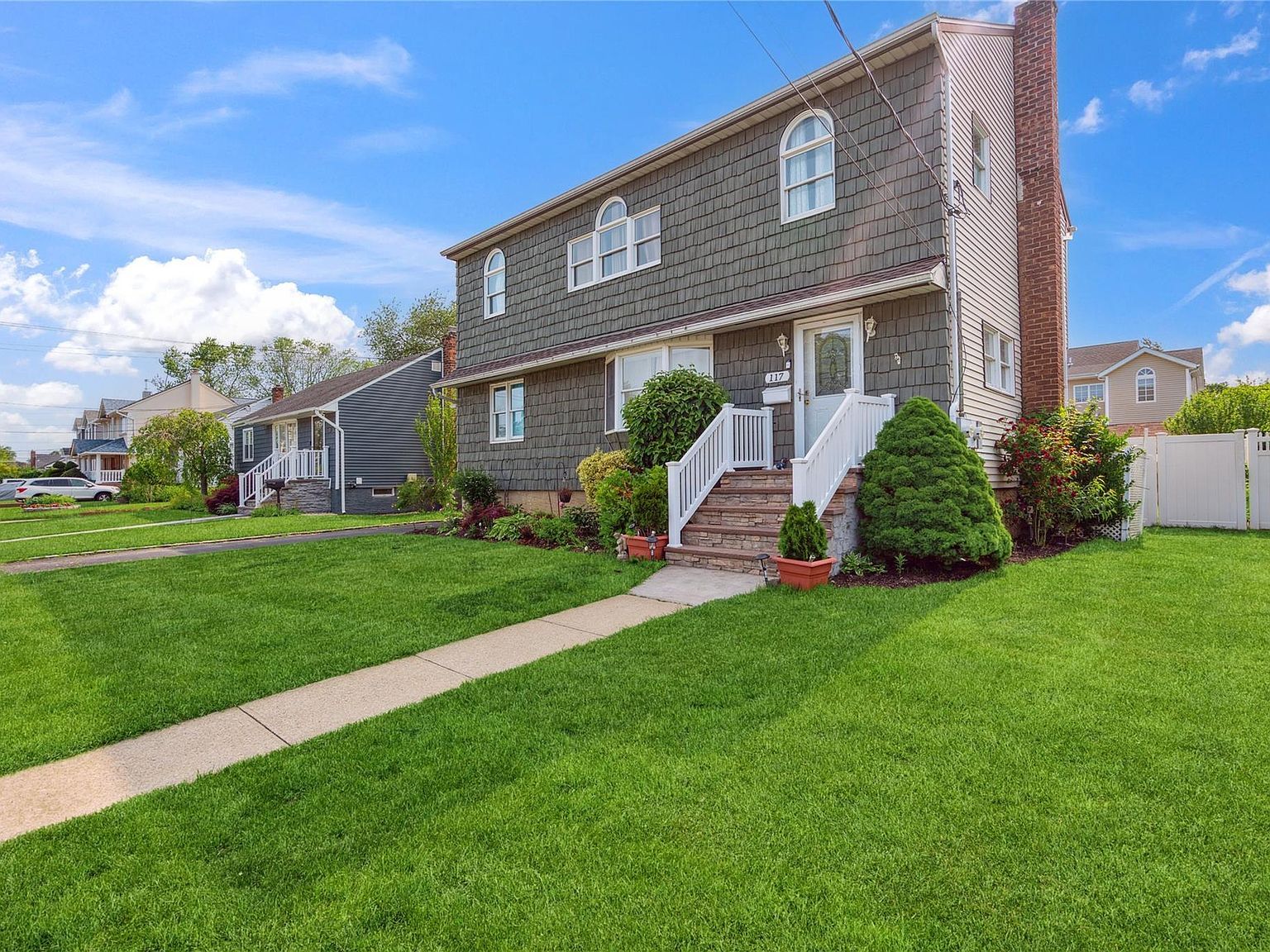 117 Ocean Ave Massapequa Park, NY 11762 - Thumbnail 4