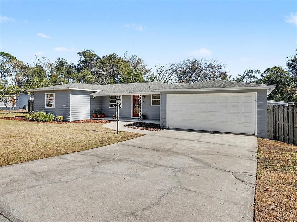 1630 Crestview Dr Mount Dora, FL 32757 - Thumbnail 4