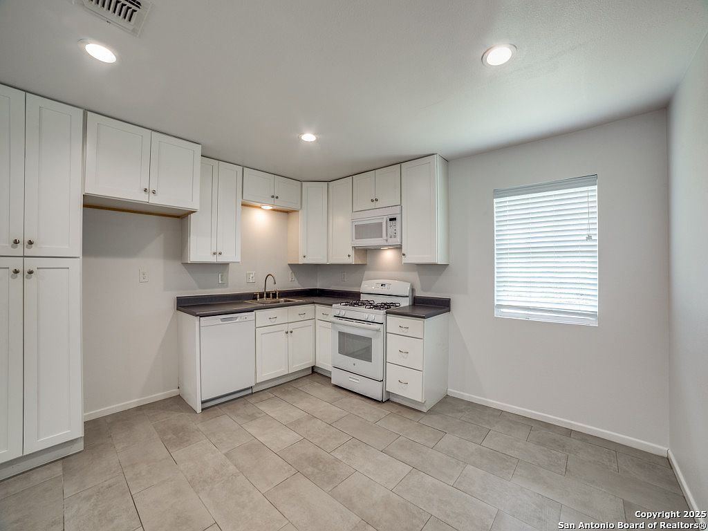 5602 Brookhill St San Antonio, TX 78228 - Thumbnail 4