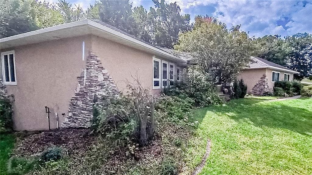 4762 600th St Menomonie, WI 54751 - Thumbnail 4