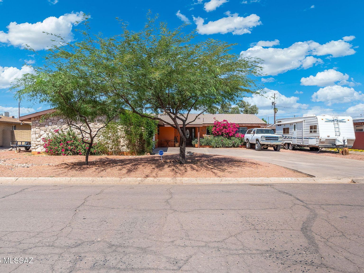 1126 E Laurel Dr Casa Grande, AZ 85122 - Thumbnail 4