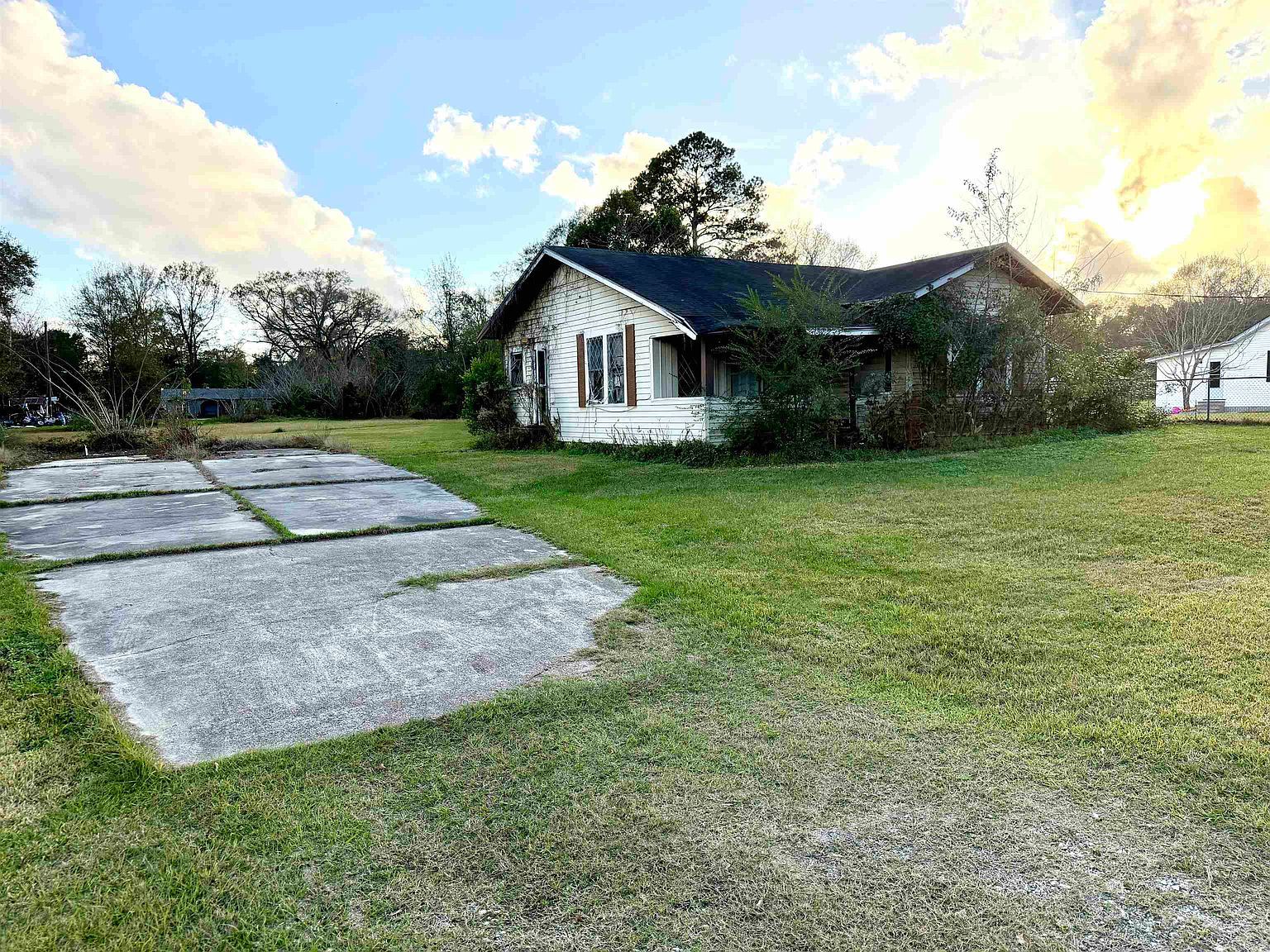 865 Goliad St Vidor, TX 77662 - Thumbnail 4