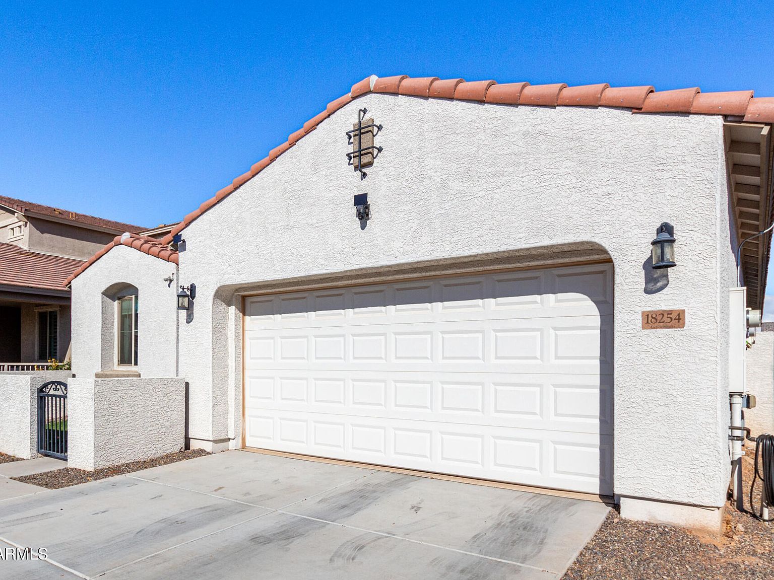 18254 W Via Montoya Dr Surprise, AZ 85387 - Thumbnail 4