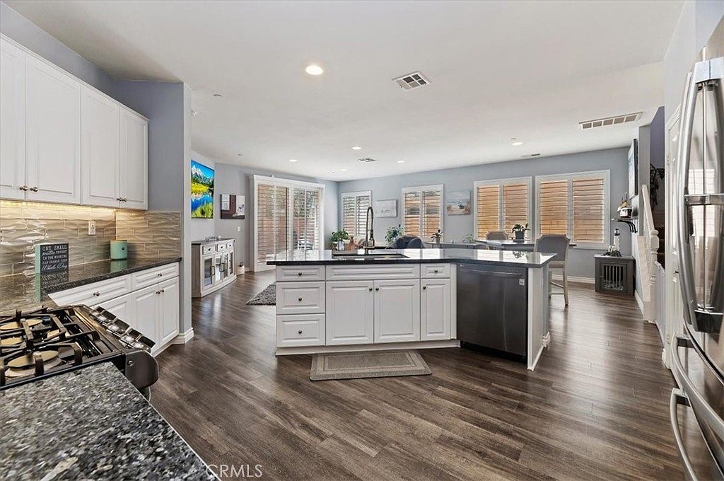 15699 Slowik Ct Fontana, CA 92336 - Thumbnail 4