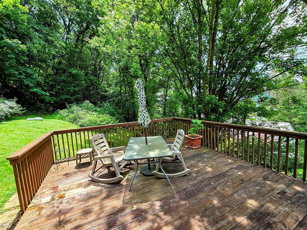 1334 Locust St McMechen, WV 26040 - Thumbnail 4