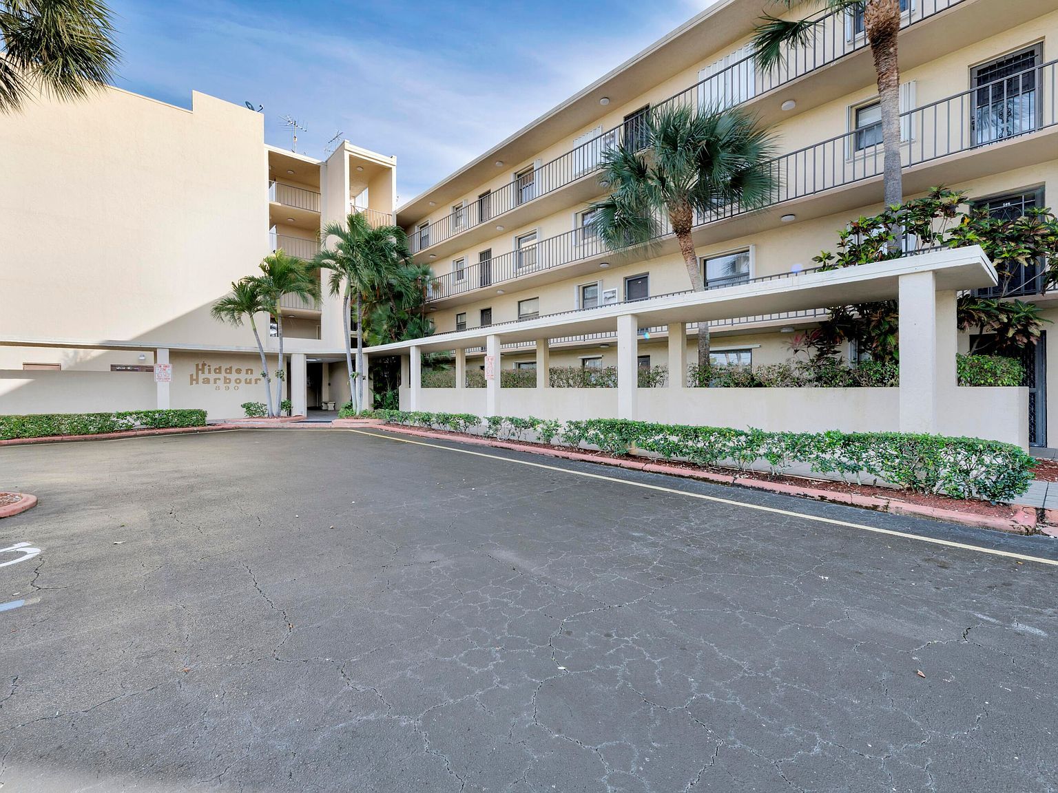 890 N Federal Hwy APT 406 Lantana, FL 33462 - Thumbnail 4