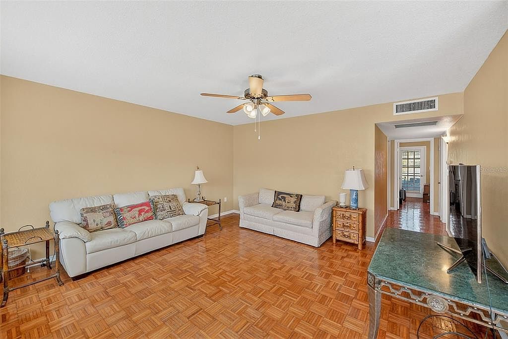 11201 80th Ave N #201 Seminole, FL 33772 - Thumbnail 4