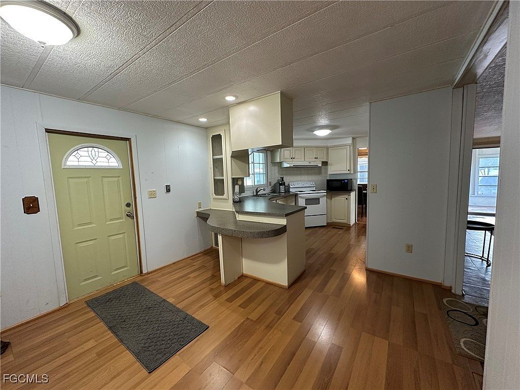 7 Elder St Alva, FL 33920 - Thumbnail 4