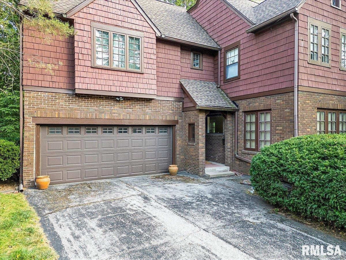 49 Kenwood Ave Davenport, IA 52803 - Thumbnail 4