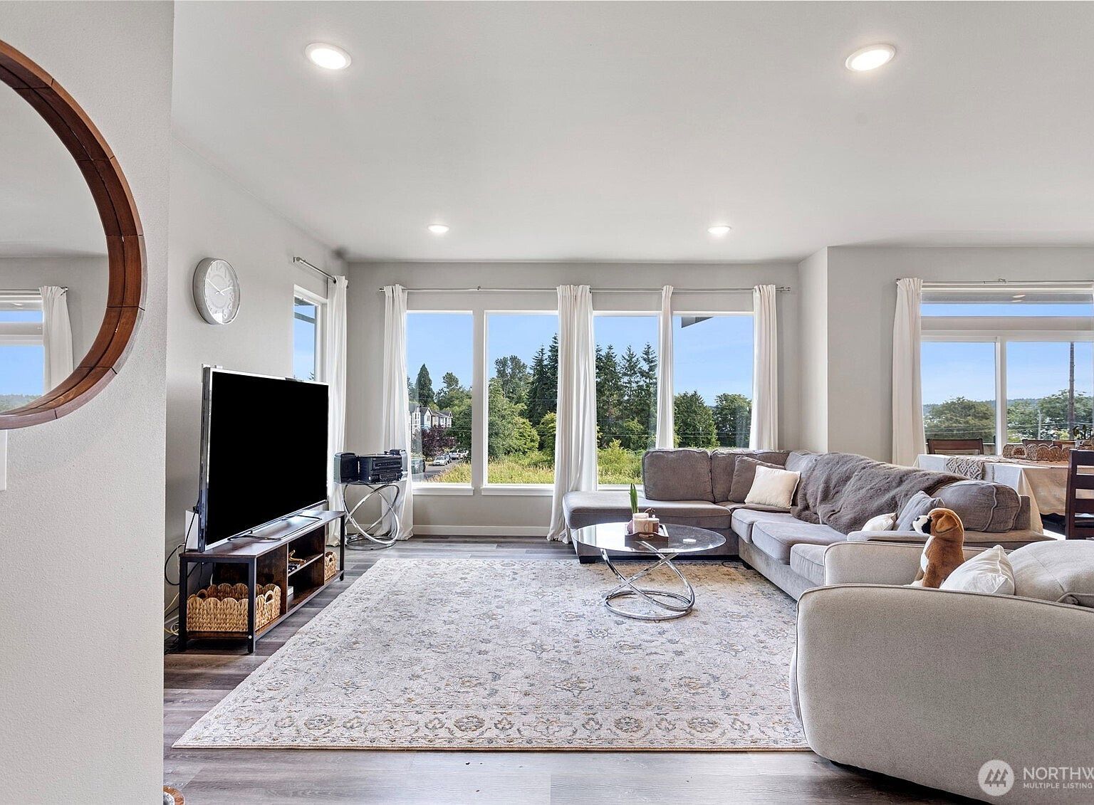 1575 Kingsley Ave Blaine, WA 98230 - Thumbnail 4