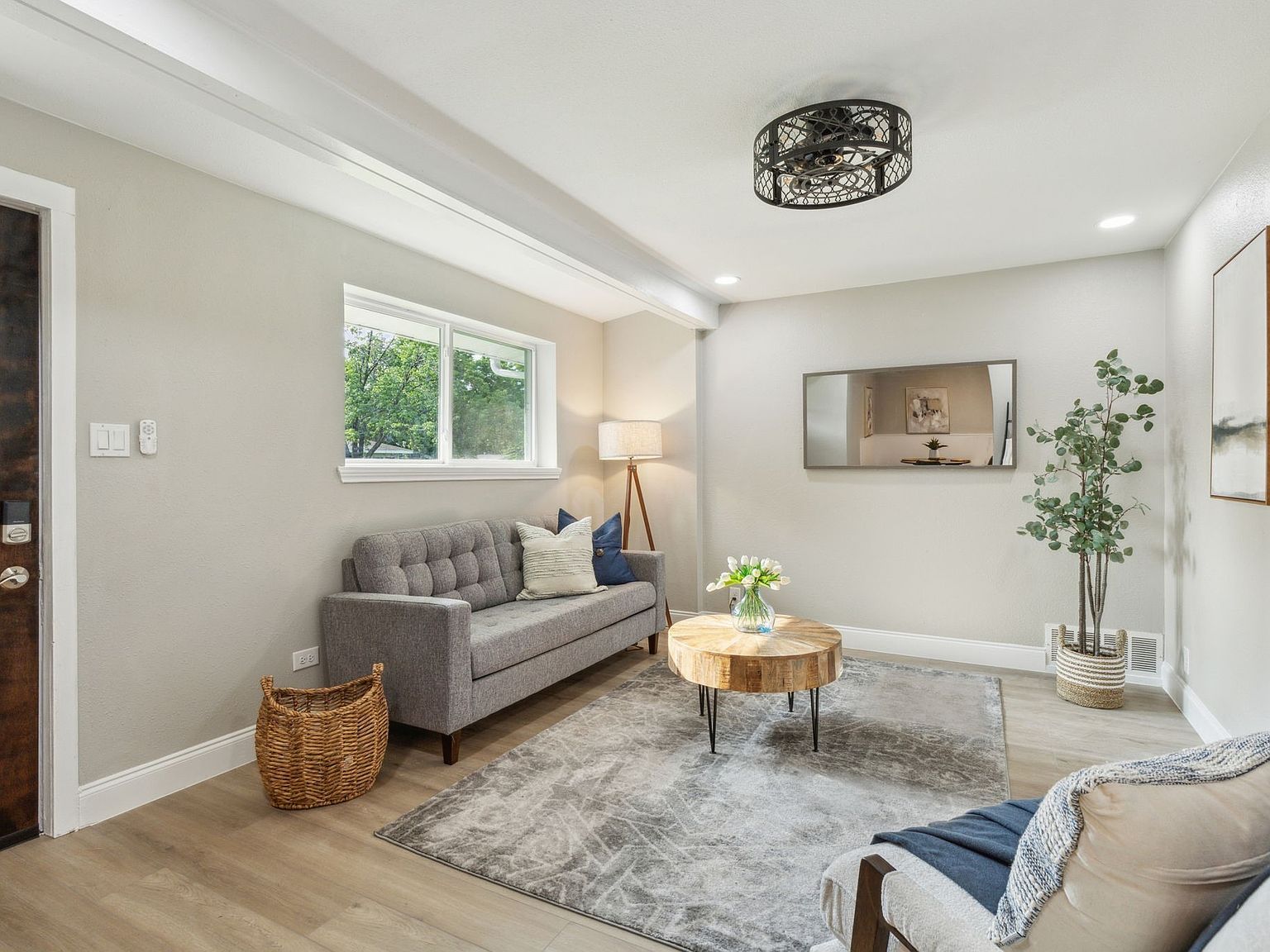 1721 Del Rancho Dr Irving, TX 75061 - Thumbnail 4