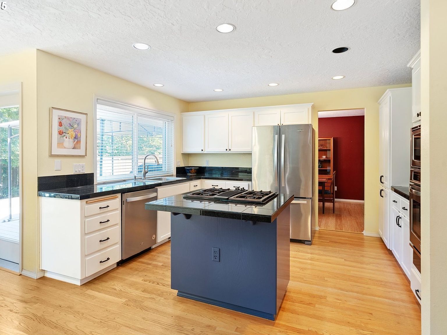 10495 SW Kellogg Dr Tualatin, OR 97062 - Thumbnail 4