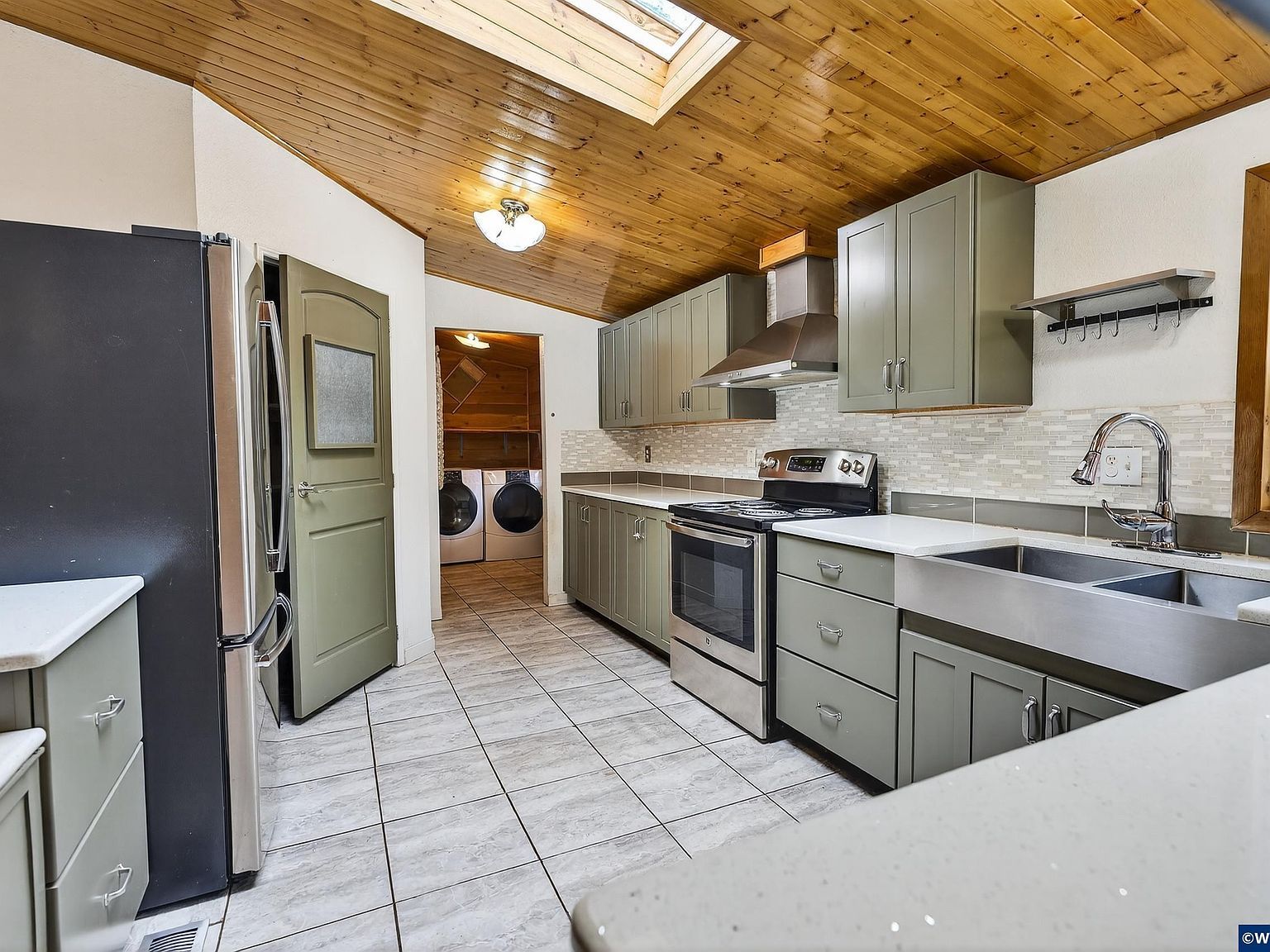 20284 El Romar Dr NE Scotts Mills, OR 97375 - Thumbnail 4