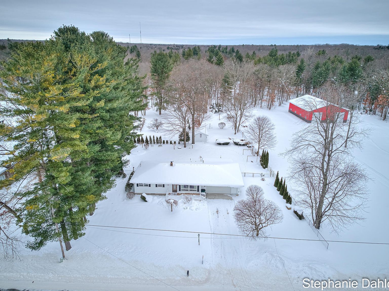 2745 Middle Lake Rd Twin Lake, MI 49457 - Thumbnail 4