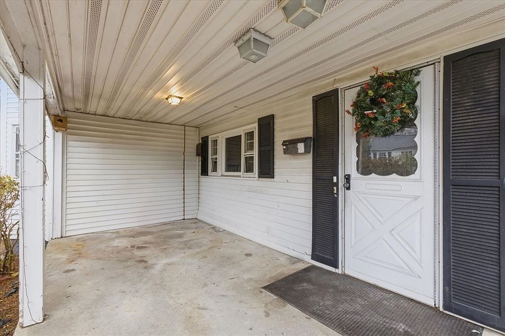 99 W Central St Natick, MA 01760 - Thumbnail 4