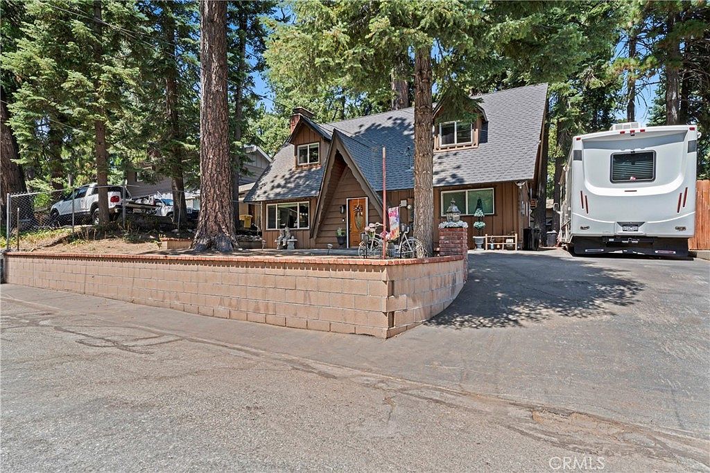 31466 Onacrest Dr Running Springs, CA 92382 - Thumbnail 4