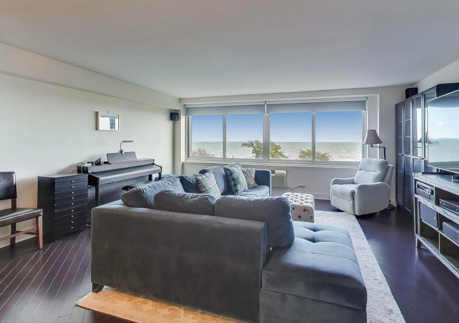 1440 N Lake Shore Dr APT 5D Chicago, IL 60610 - Thumbnail 4