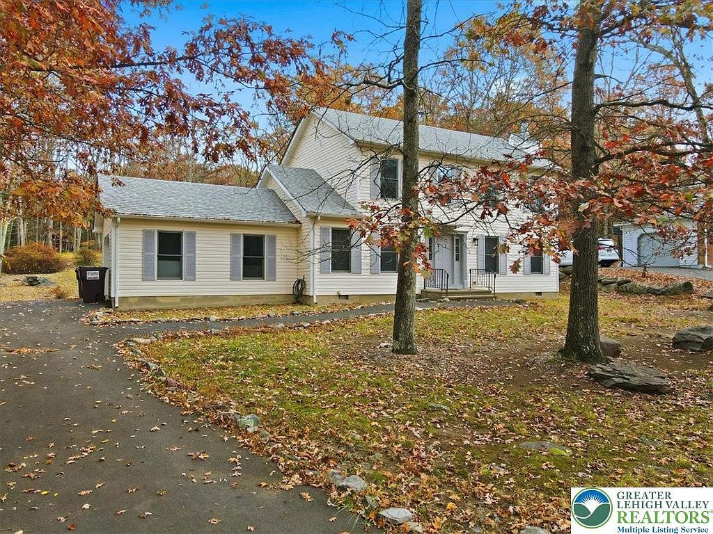 2312 Cramer Ct Bushkill, PA 18324 - Thumbnail 4