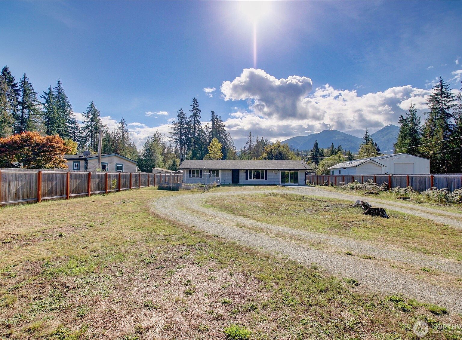 46744 Baker Loop Rd Concrete, WA 98237 - Thumbnail 4