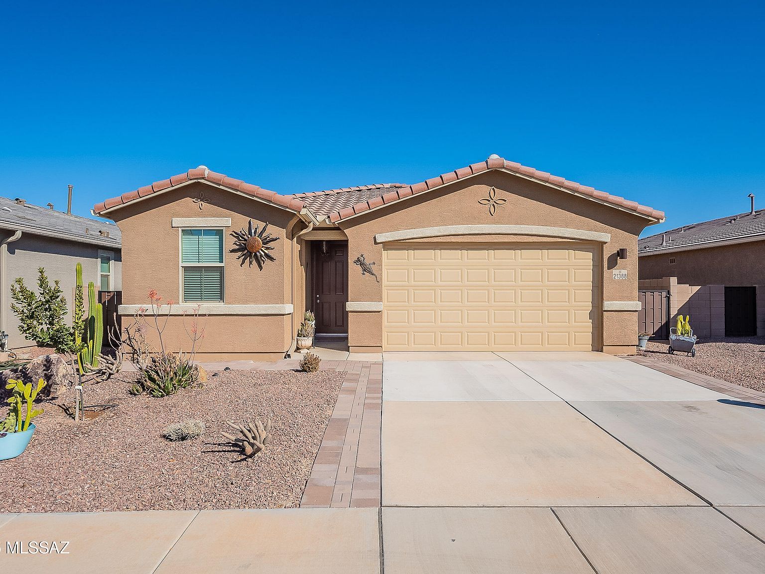 21388 E Charmaine Rd Red Rock, AZ 85145 - Thumbnail 4