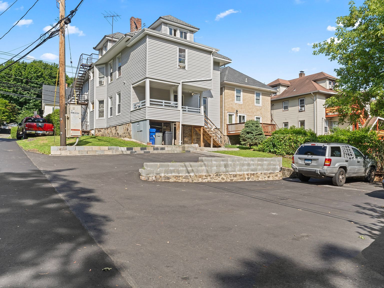 36 Taylor Ave Norwalk, CT 06854 - Thumbnail 4