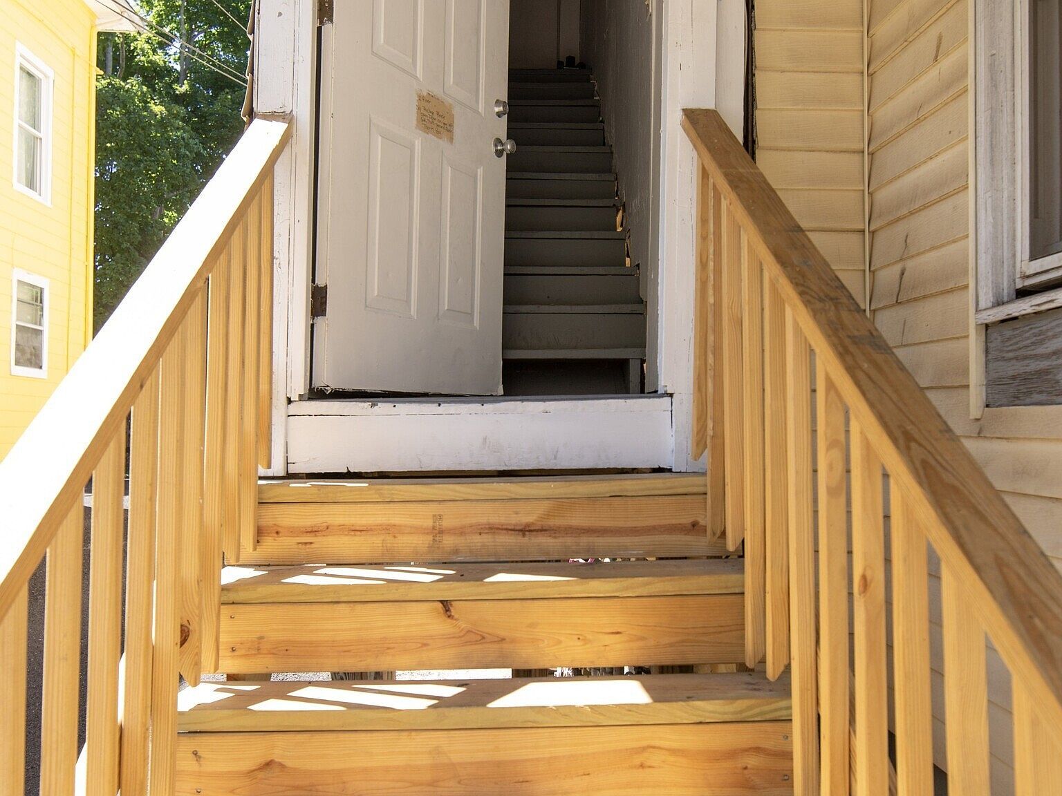 102 Franklin St Meriden, CT 06450 - Thumbnail 4