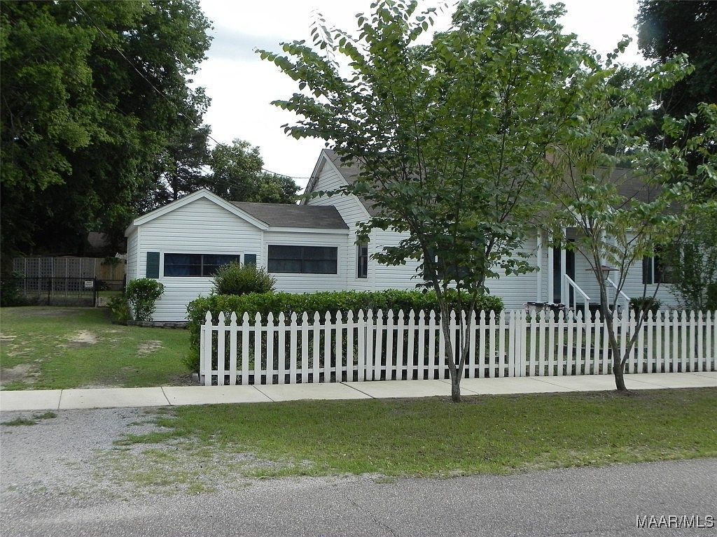 216 1st St Prattville, AL 36067 - Thumbnail 4