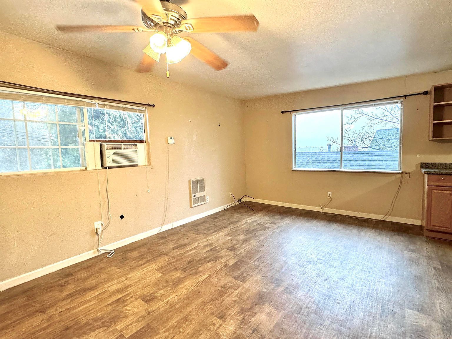 340 N Pine St Susanville, CA 96130 - Thumbnail 4