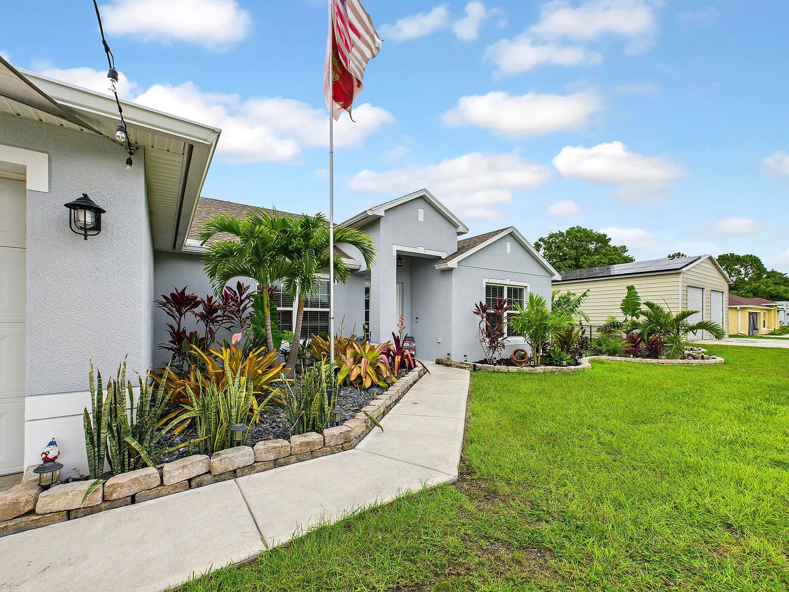 8325 105th Ct Vero Beach, FL 32967 - Thumbnail 4