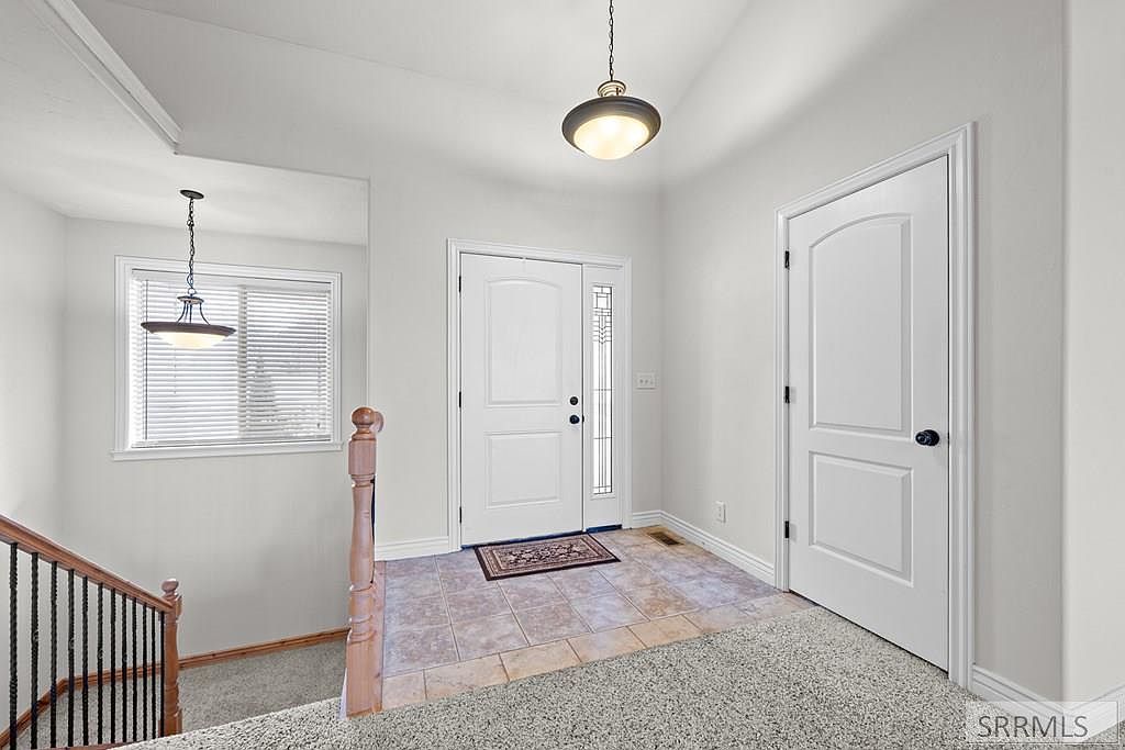 614 Eaglewood Dr Rexburg, ID 83440 - Thumbnail 4