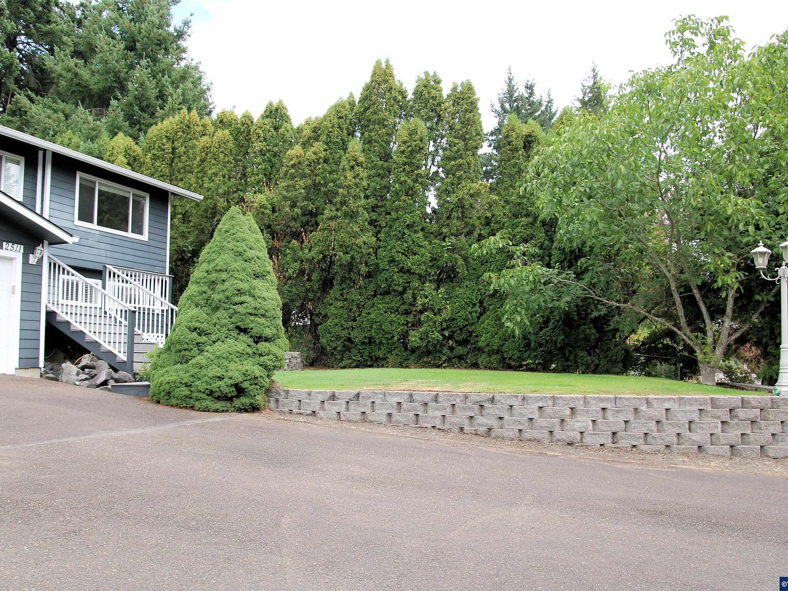 2511 Robinhood Ln NW Albany, OR 97321 - Thumbnail 4