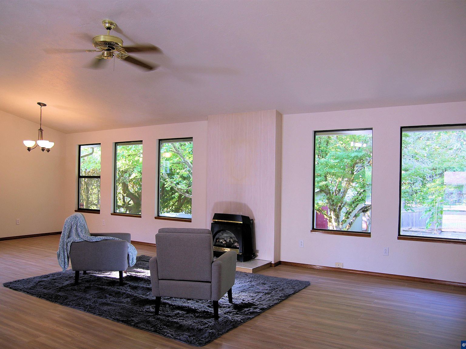 1221 36th Ave SW Albany, OR 97321 - Thumbnail 4