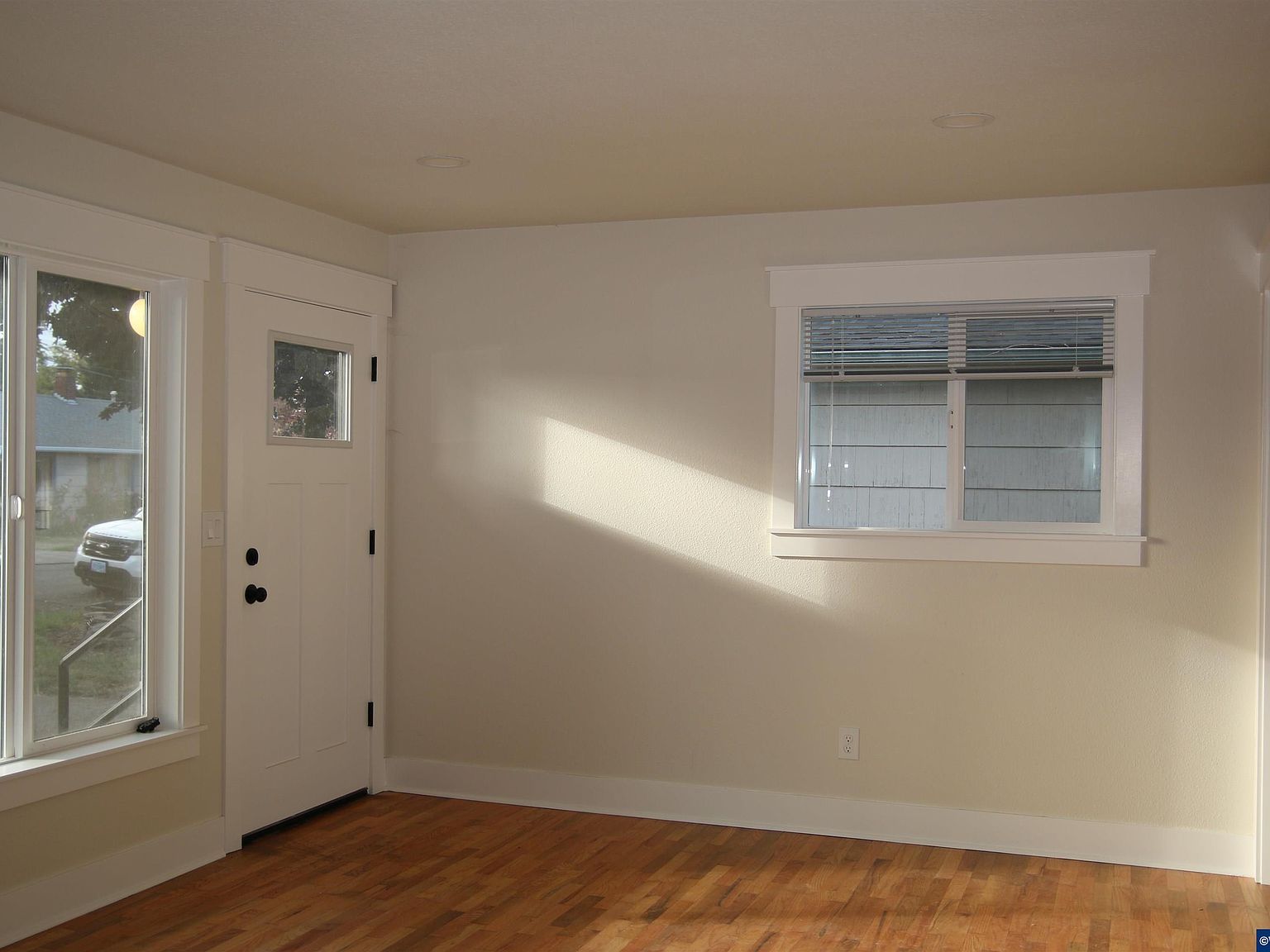 1661 Cooper St Lebanon, OR 97355 - Thumbnail 4