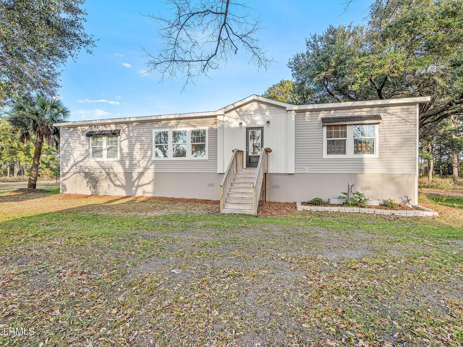 97 Rose Island Rd Saint Helena Island, SC 29920 - Thumbnail 4