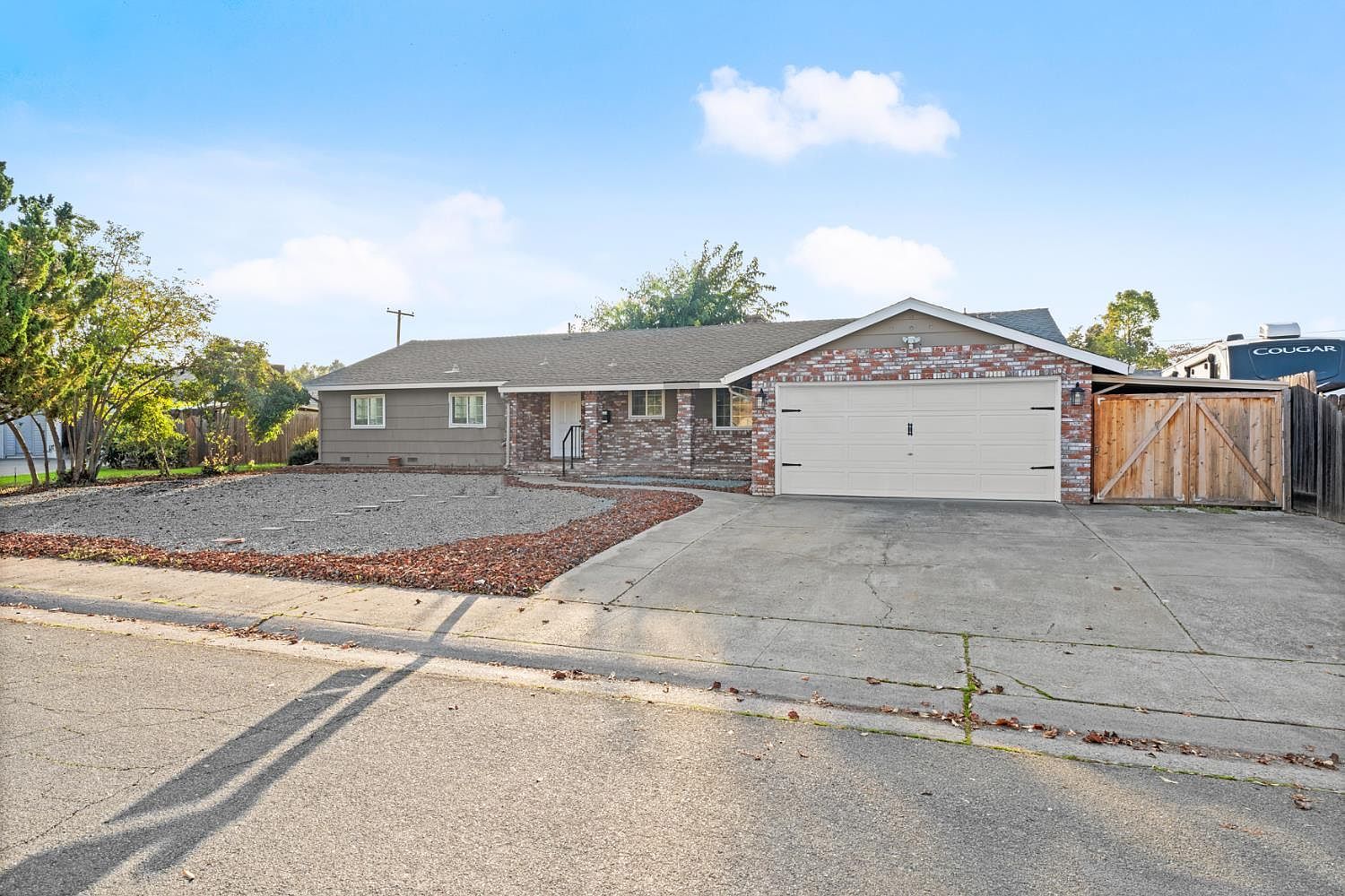 6920 Hogan Dr Sacramento, CA 95822 - Thumbnail 4