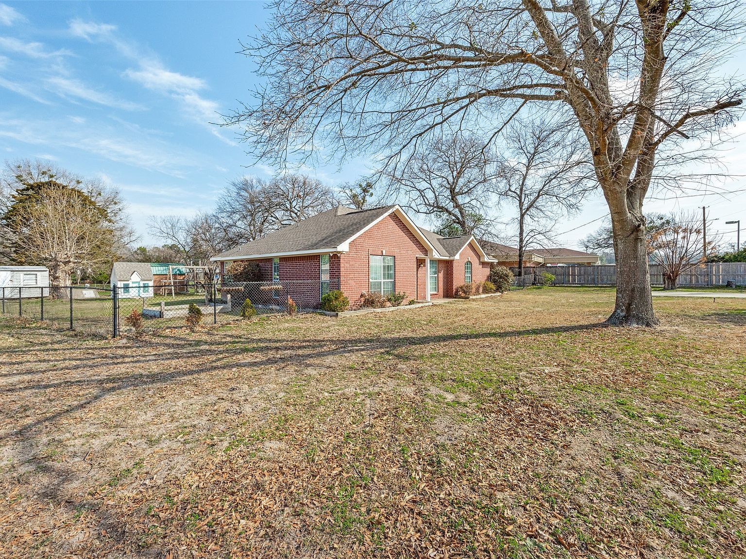 1511 Proctor Ave Mount Pleasant, TX 75455 - Thumbnail 4