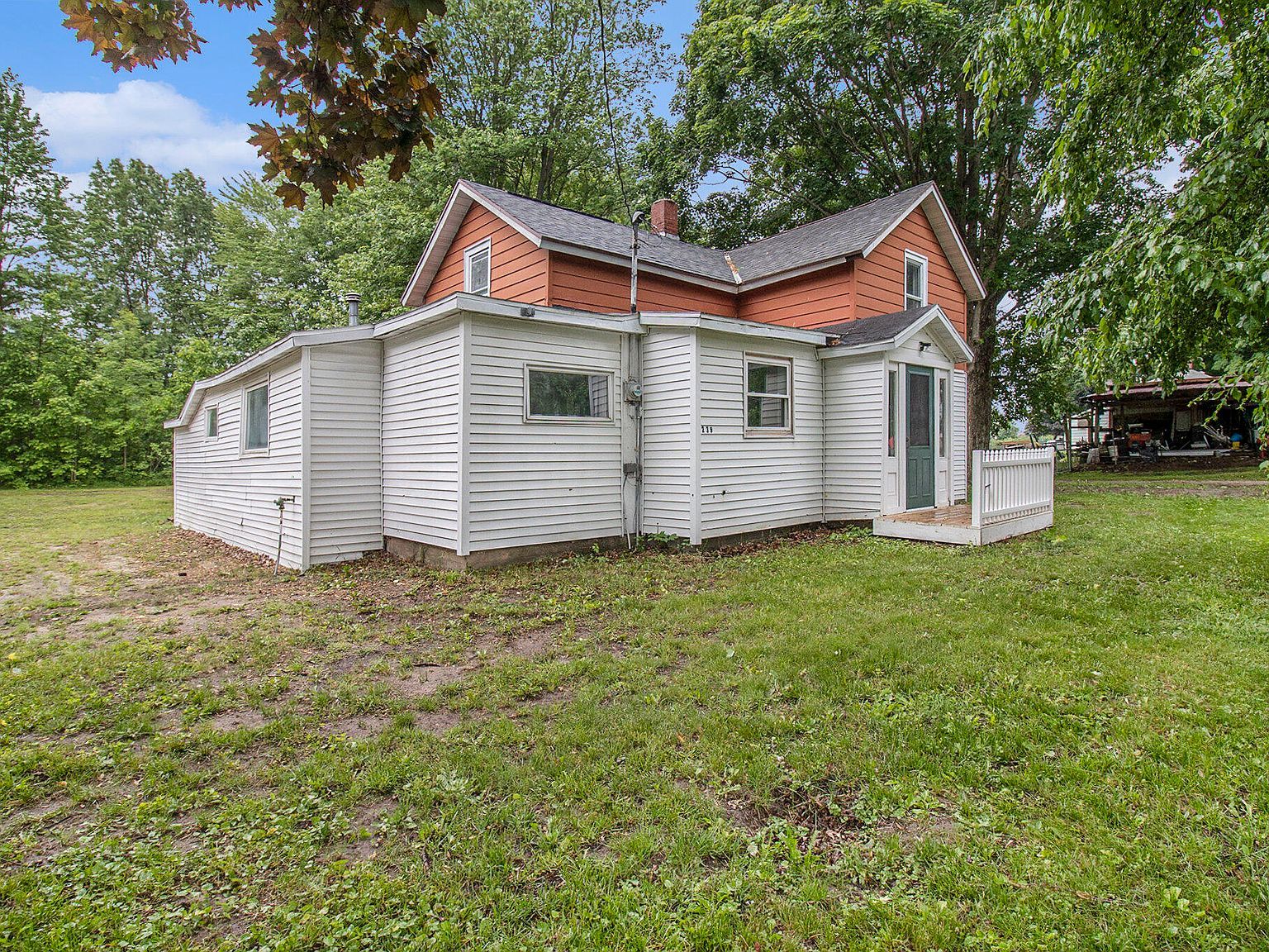 239 Laurel St Walkerville, MI 49459 - Thumbnail 4