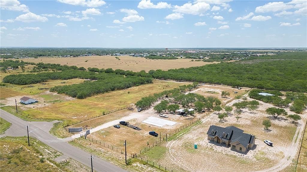18611 Villa Hermosa Dr Mission, TX 78572 - Thumbnail 4