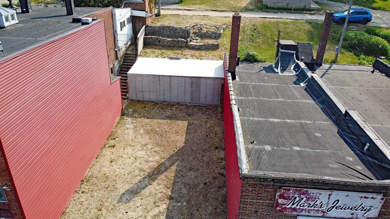 233 Main St #1 Elroy, WI 53929 - Thumbnail 4