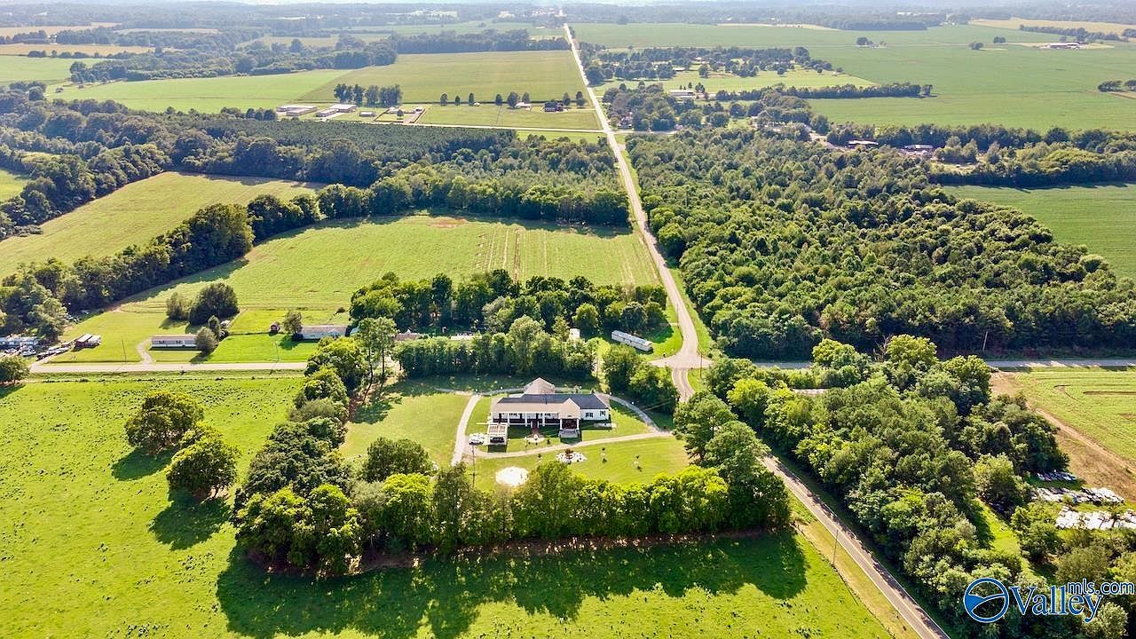 264 Old Winchester Rd New Market, AL 35761 - Thumbnail 4