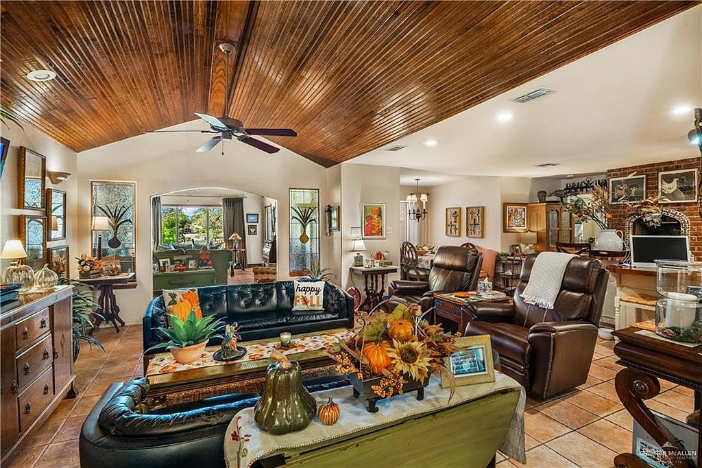 1911 Lion Lake Dr S Weslaco, TX 78596 - Thumbnail 4