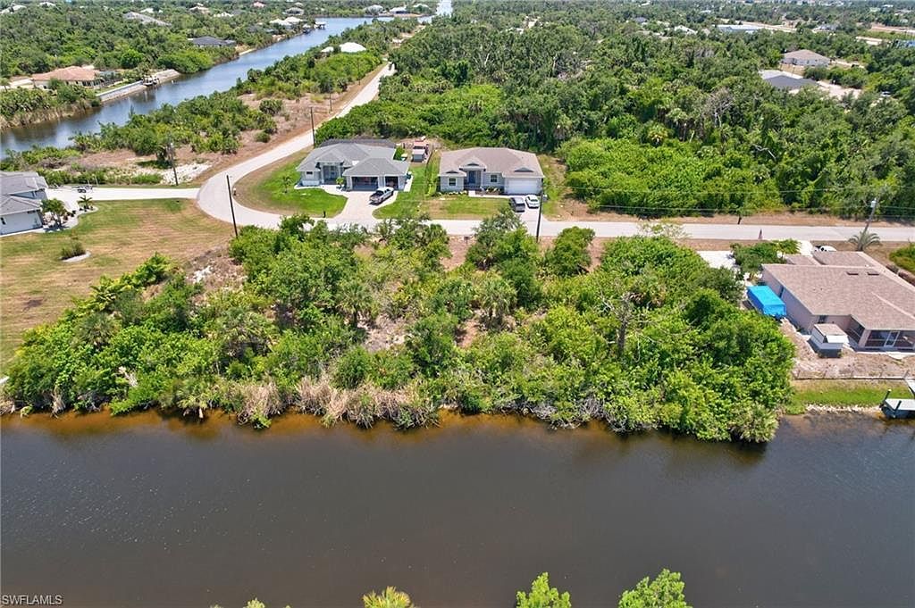 10080 Cocoa Beach St Pt Charlotte, FL 33981 - Thumbnail 4