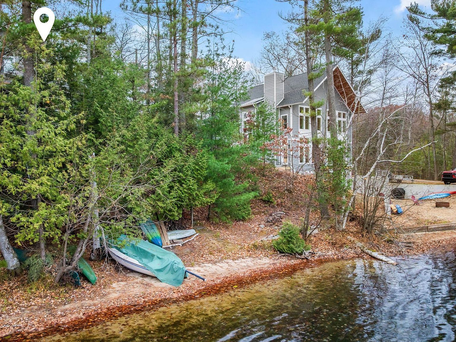 4411 Lakeview Trl Traverse City, MI 49696 - Thumbnail 4