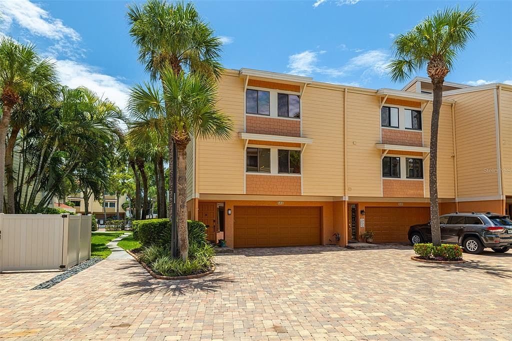 533 Sandy Hook Rd #533 Treasure Island, FL 33706 - Thumbnail 4