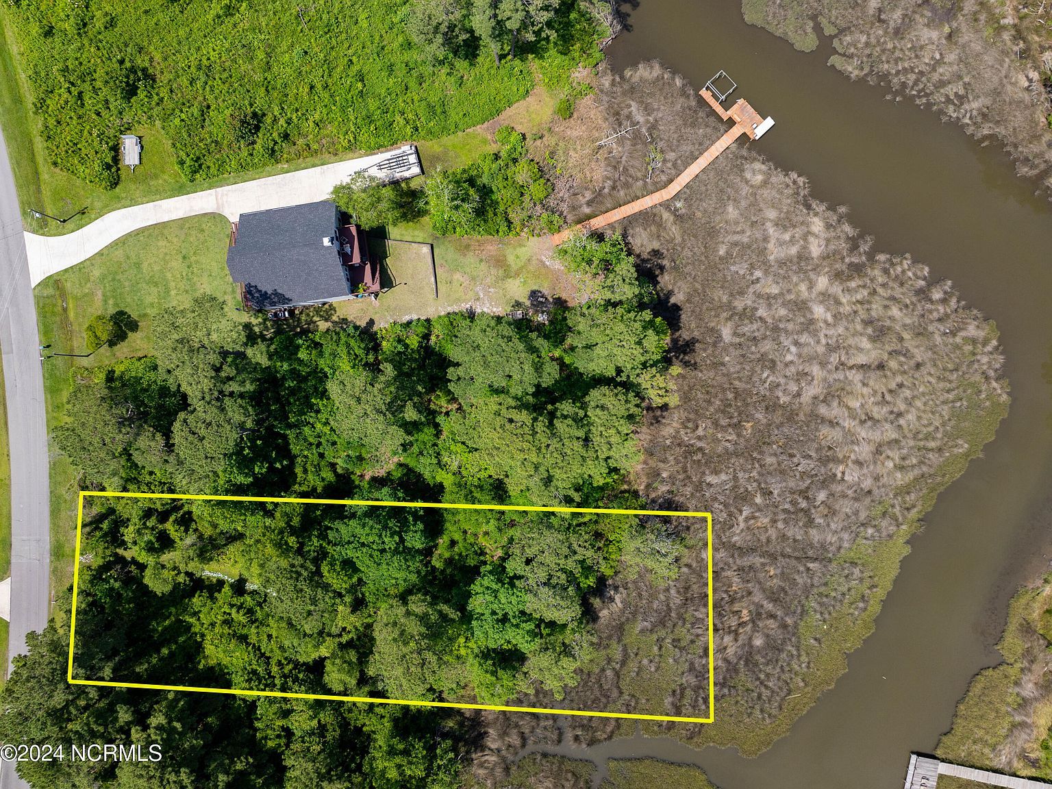 331 Chadwick Shores Dr Sneads Ferry, NC 28460 - Thumbnail 4