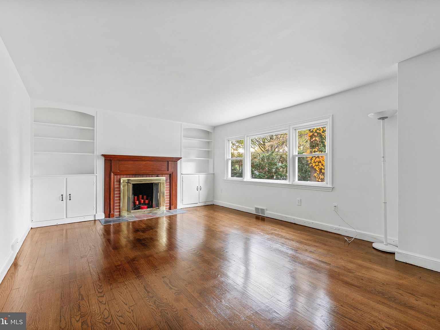 409 N Pine St Langhorne, PA 19047 - Thumbnail 4