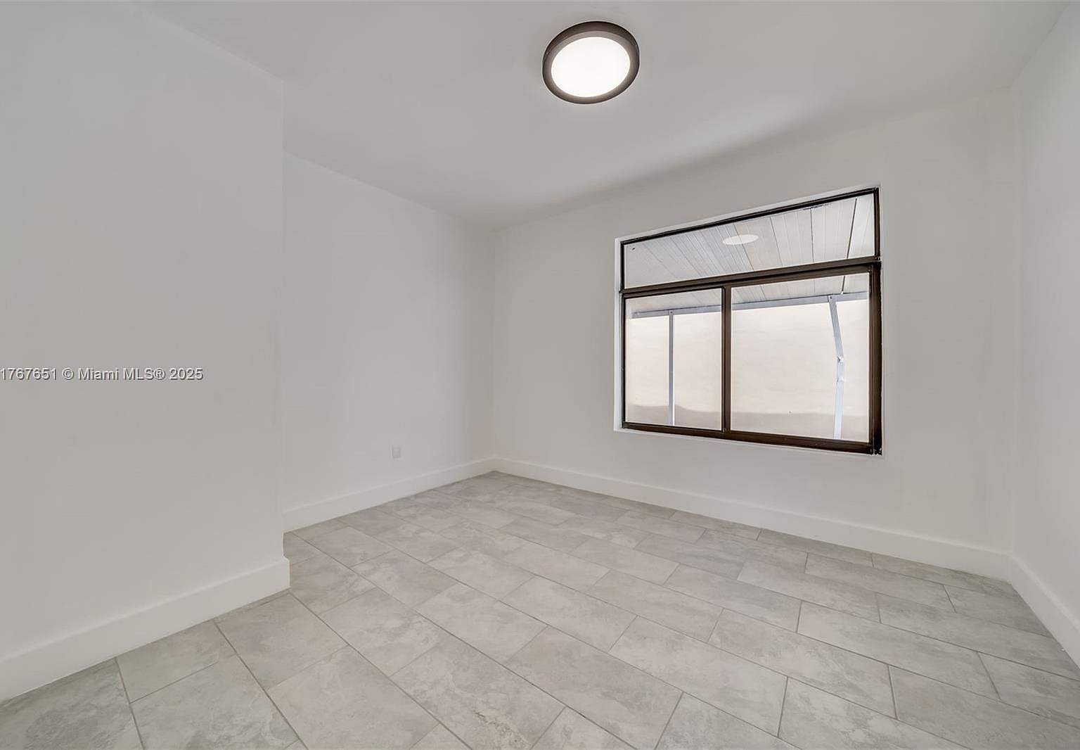 247 NW 54th St Miami, FL 33127 - Thumbnail 4