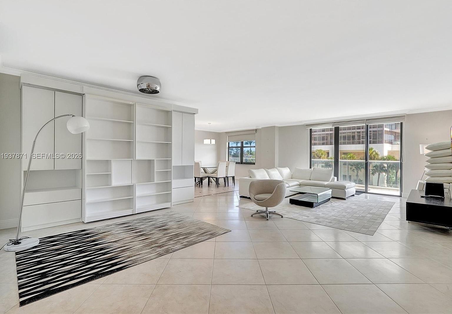 9801 Collins Ave APT 5S Bal Harbour, FL 33154 - Thumbnail 4