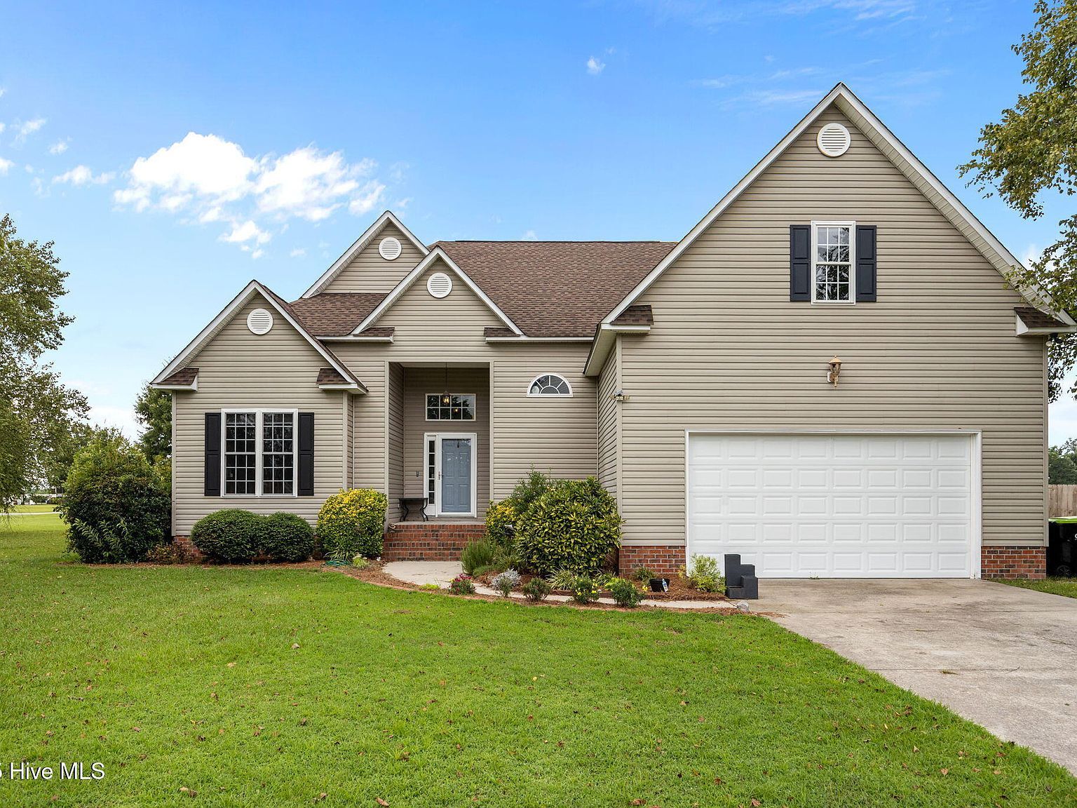 2616 Spring Creek Dr Grimesland, NC 27837 - Thumbnail 4