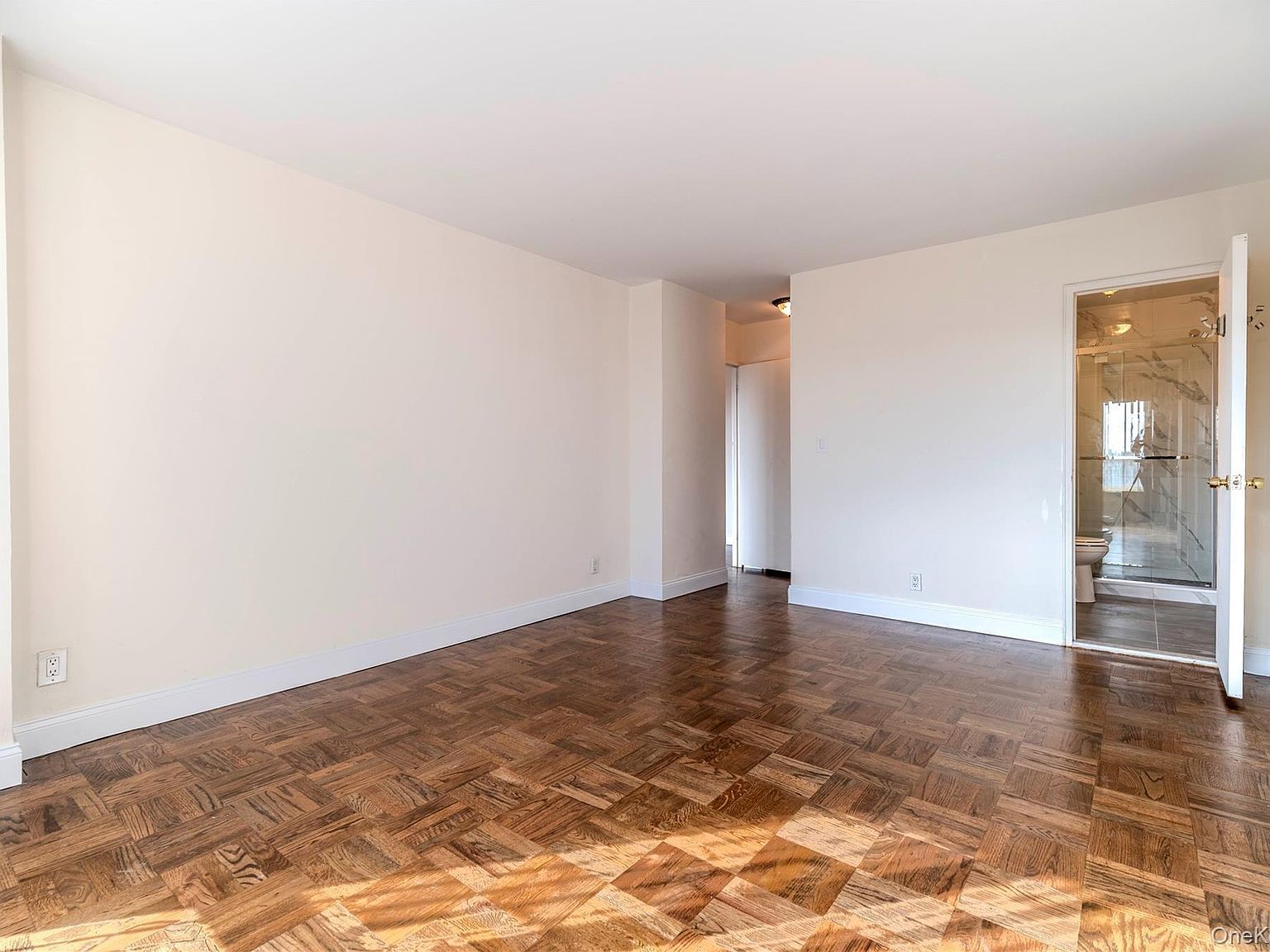 166-25 Powells Cove Blvd APT 10G Queens, NY 11357 - Thumbnail 4